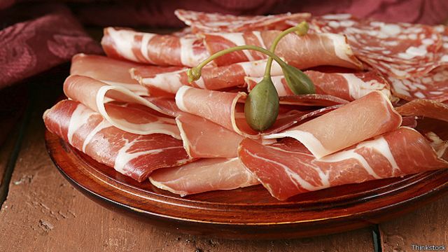 Queijos e charcutaria importados